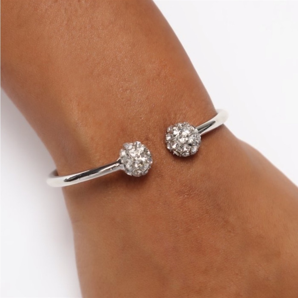 NWT•CRYSTAL BALL CUFF BANGLE BRACELET•NEW